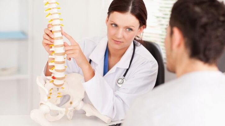 Lékaři považují osteochondrózu za běžnou patologii páteře, která vyžaduje léčbu. 
